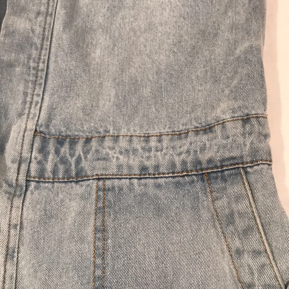 Dressed In LALA “Willa Denim Jumpsuit” Short Sleeve Pockets S/M - Picture 10 of 16
